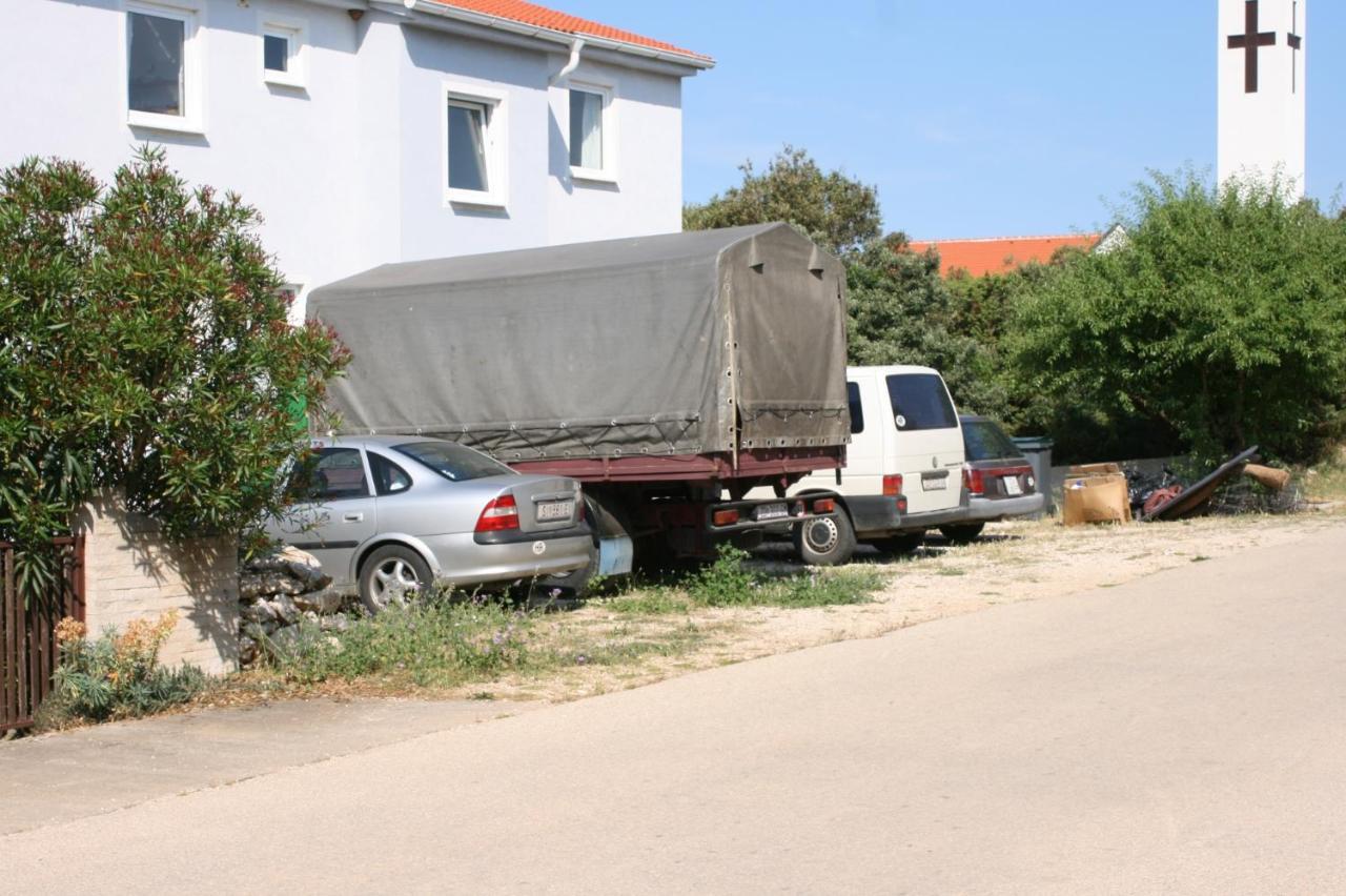 Apartments With A Parking Space Mandre, Pag - 6405 Kolan Zewnętrze zdjęcie